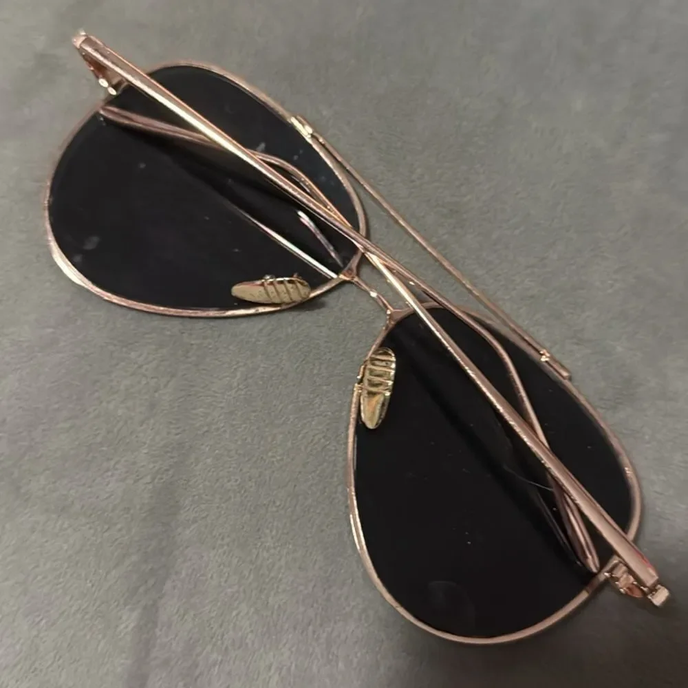 Stylish Gold and Pink Aviator Sunglasses PERVERSE Toni Bologni Mirrored LIKE NEW